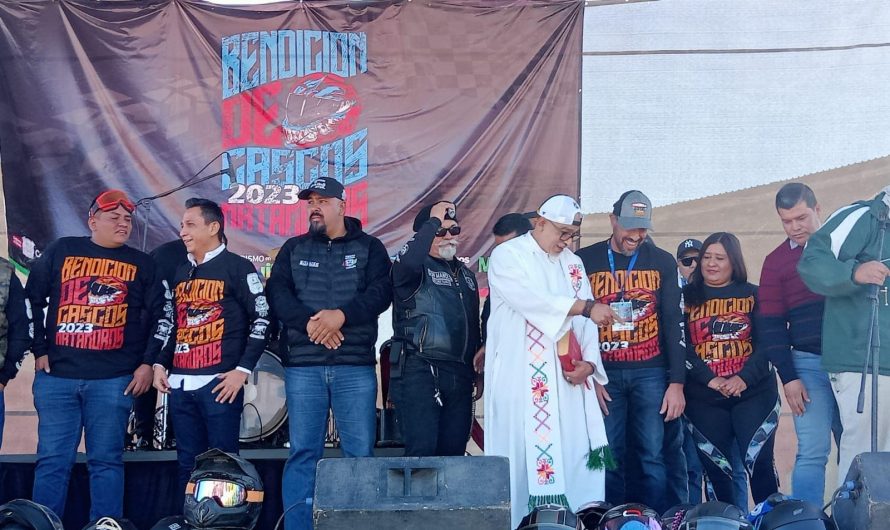 Bendicen cascos en Matamoros