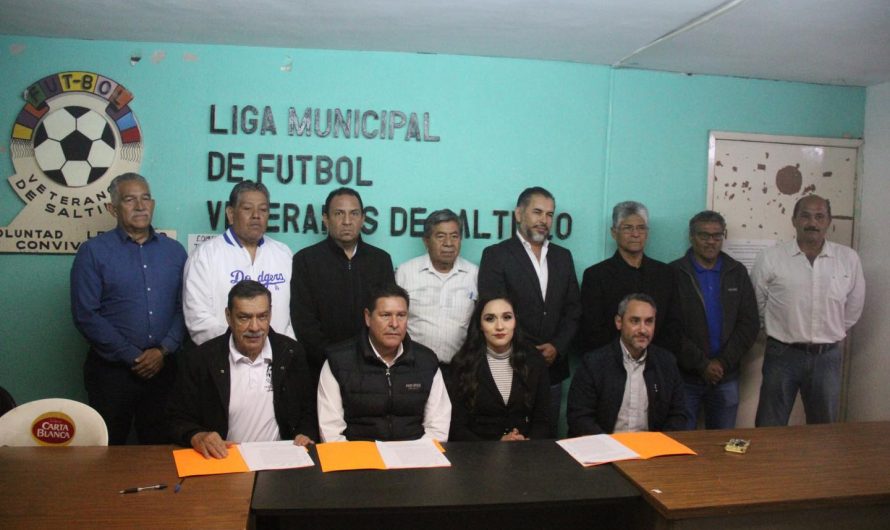 Firman convenio asociaciones de Fútbol de veteranos, en Saltillo.