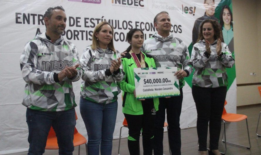 Entregan estímulos económicos a deportistas de Coahuila.