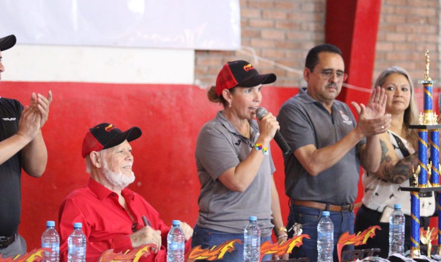 Asiste Alina Garza a la inauguración de los juegos deportivos de la CROC
