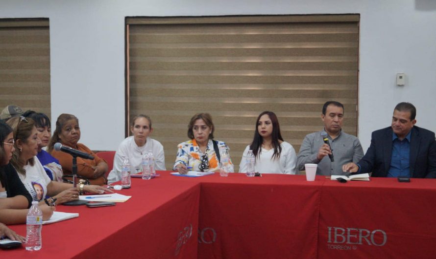 Realizan conversatorio con familias de víctimas de feminicidio en Torreón