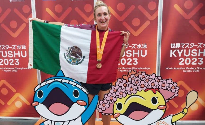 Gana Susana Olvera Gutiérrez bronce en mundial máster de natación