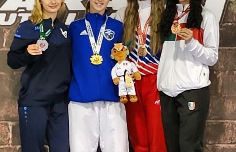 Gana Ana Muñoz bronce en la liga mundial juvenil de karate