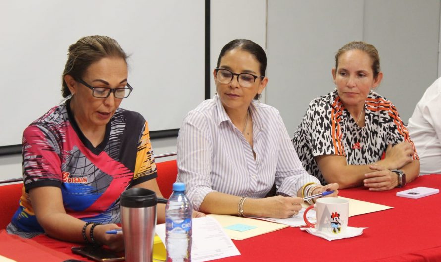 Rinde informe del patronato de la unidad deportiva Torreón