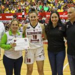 Asiste Alina Garza a la final de la liga femenil ABCMEX, en Torreón
