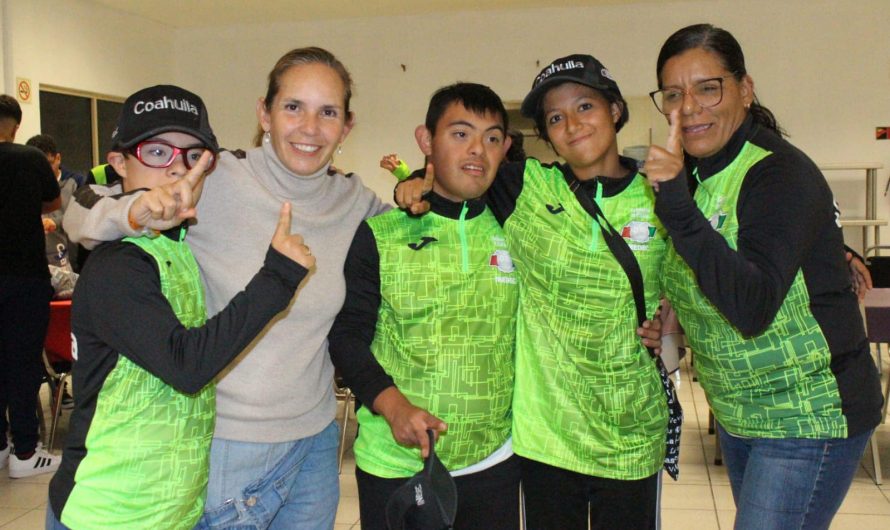 Entrega INEDEC uniformes a deportistas de los paranacionales conade 2023